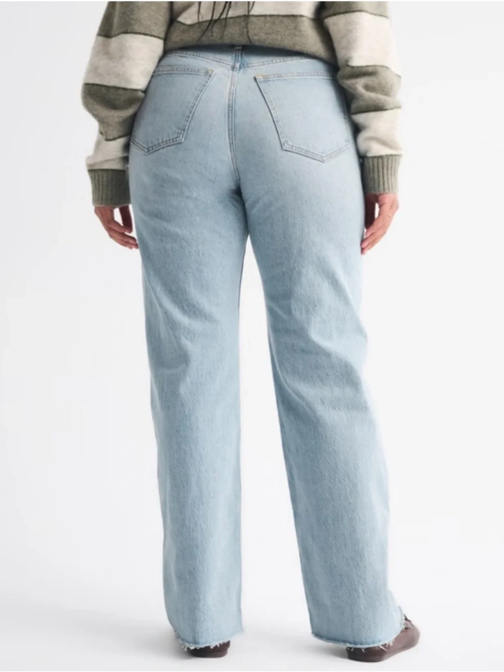 Abercrombie & Fitch Light Wash High-Rise Wide Leg Jeans